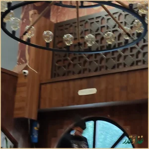 کافه رستوران سنتی هیچ