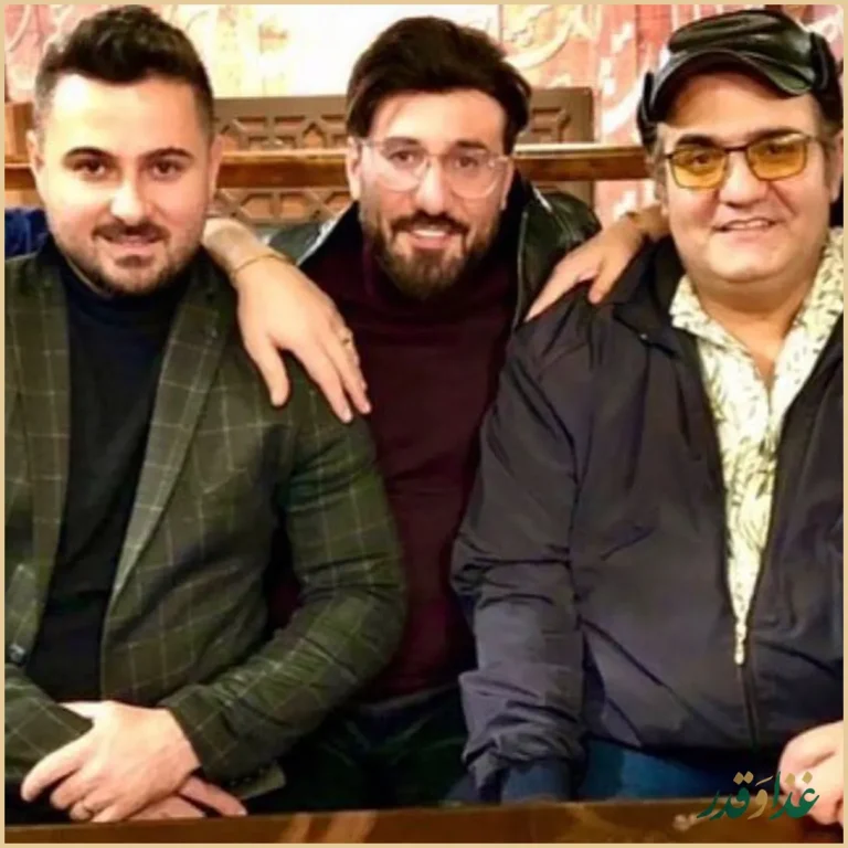 کافه رستوران سنتی هیچ