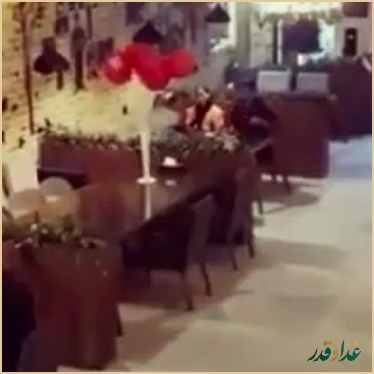 کافه رستوران رومنس