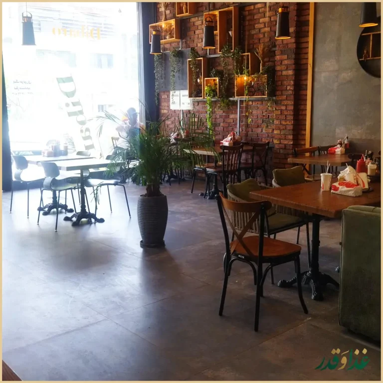 کافه رستوران ایتالیایی دیبارو