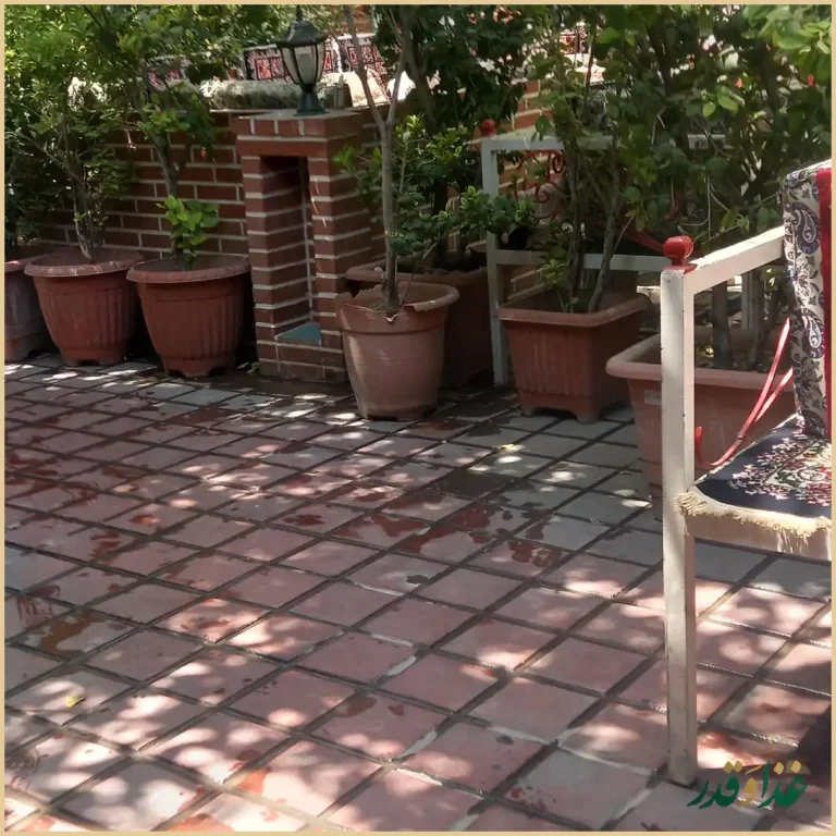 رستوران دهکده فرحزاد