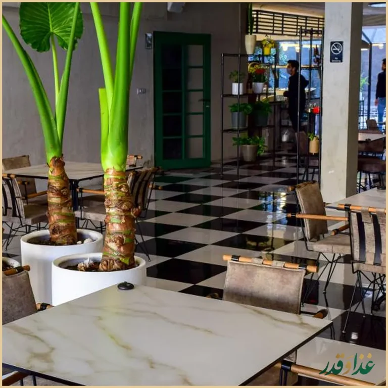 کافه رستوران کاما