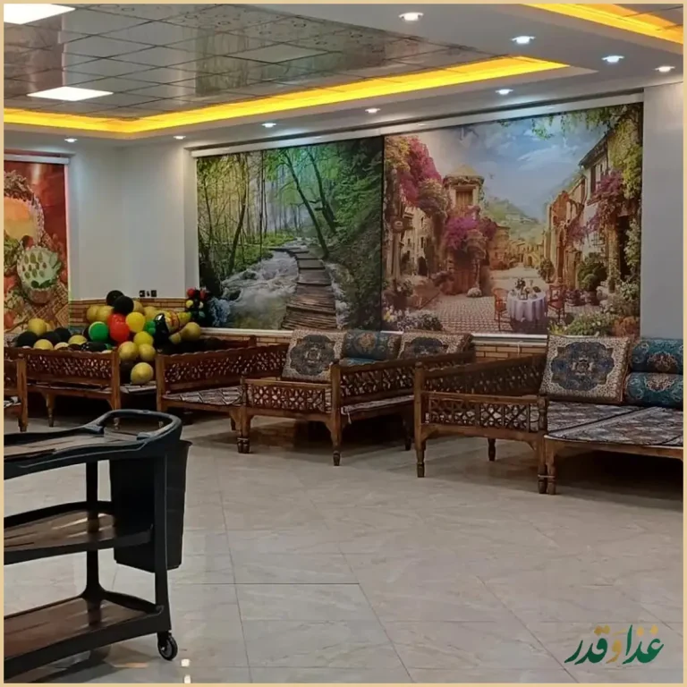 رستوران سنتی منوچ