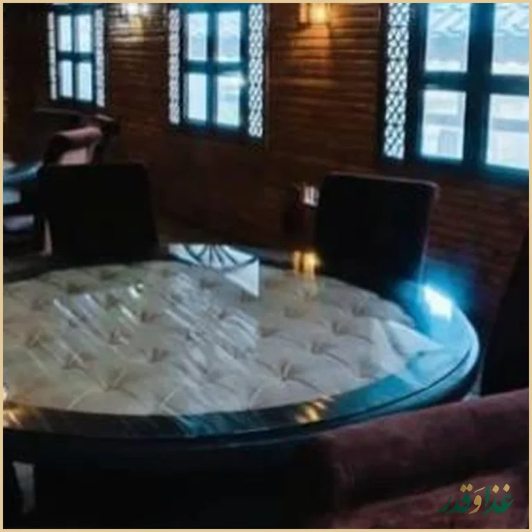 رستوران طاووس