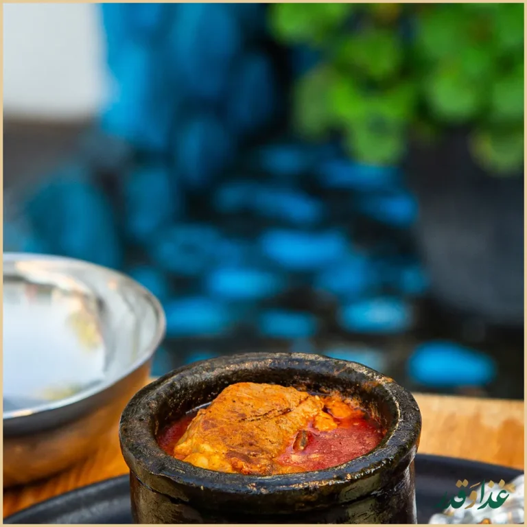 رستوران طاووس