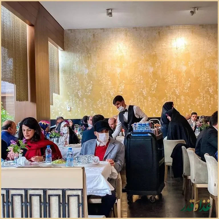 رستوران شاندیز ماهان