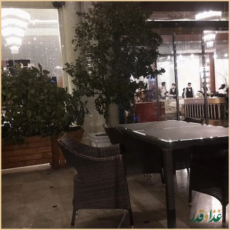 رستوران شاندیز ماهان