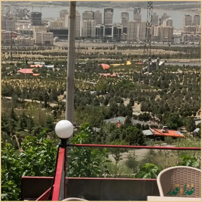 کافه رستوران آبشار