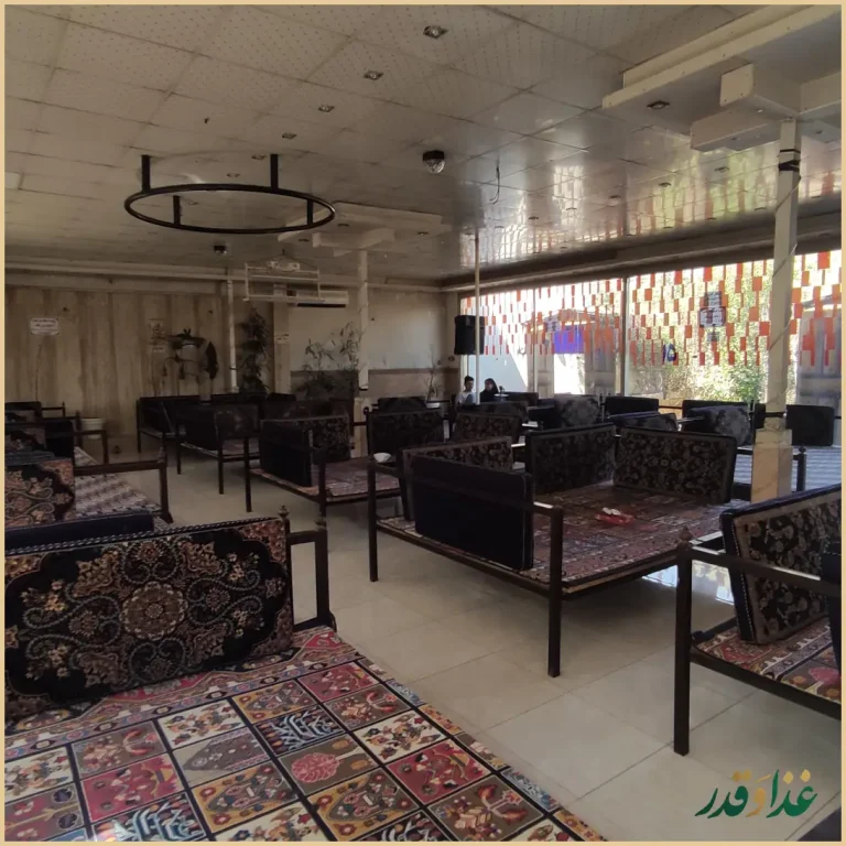 سفره خانه سنتی گل یخ