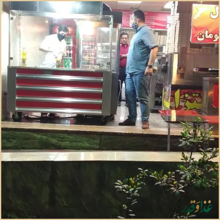 پیتزا دادلی دهه ۶٠