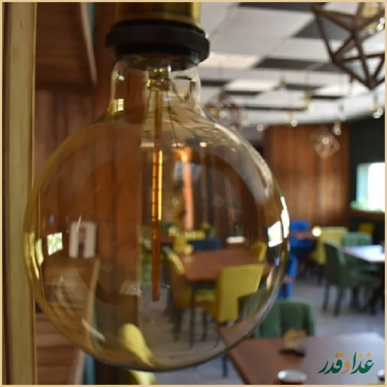 کافه رستوران دیاکو