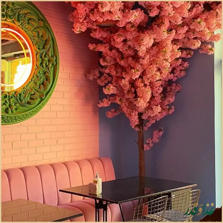 کافه رستوران مووان