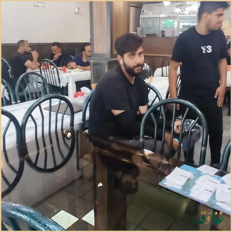 رستوران غنچه