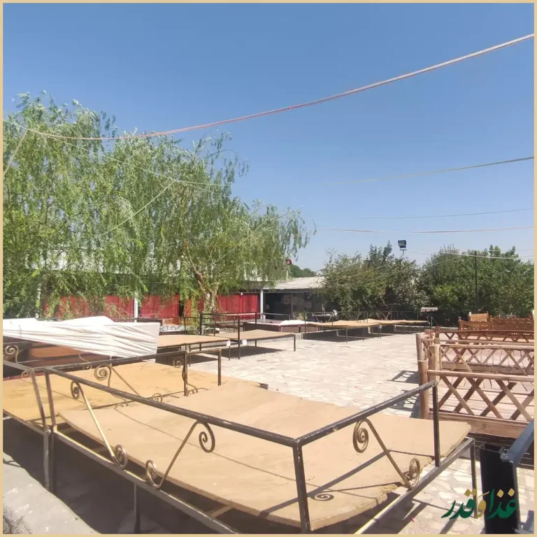 باغچه رستوران سپیدار