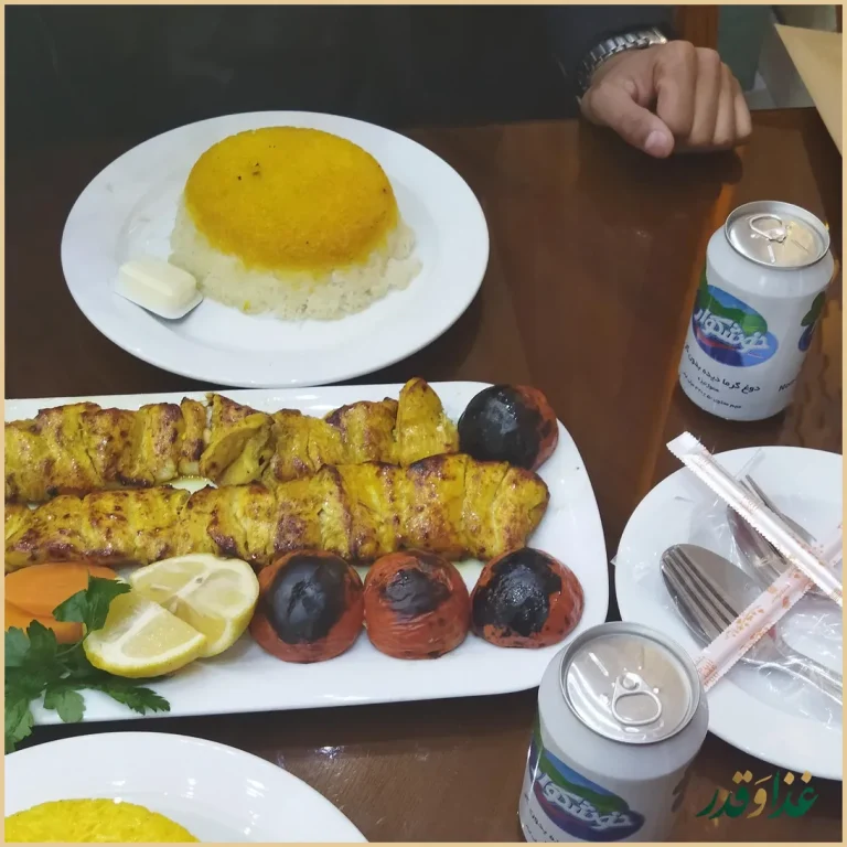 رستوران سنتی خشت بهشت