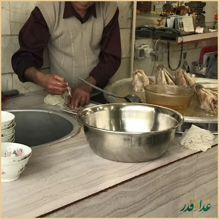 طباخی ممتاز حاج احمدي