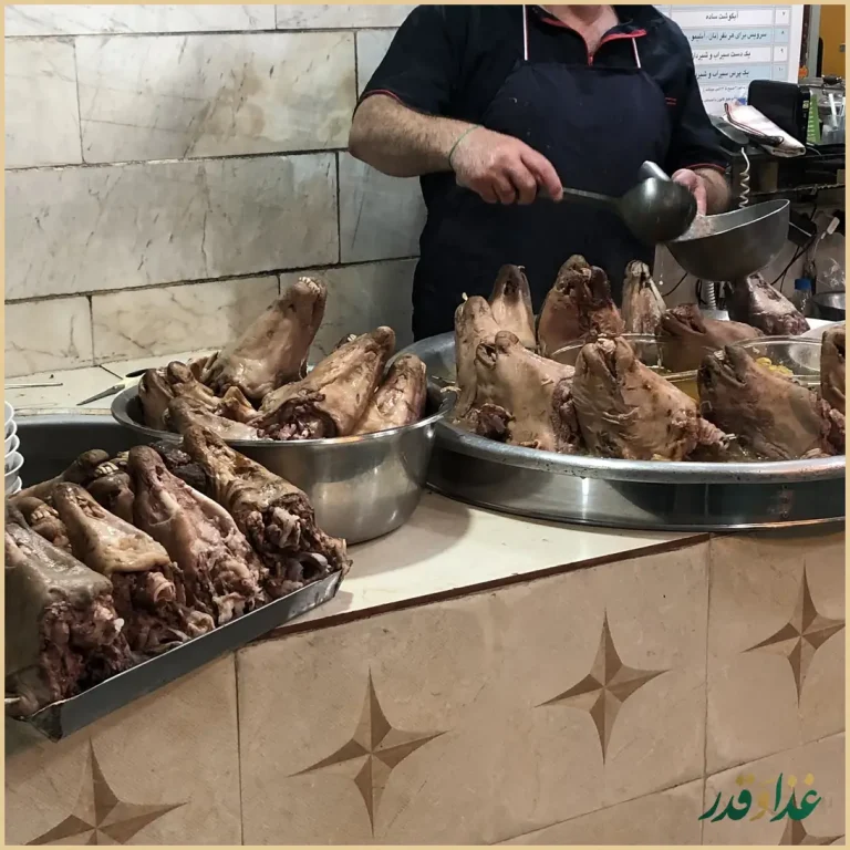 طباخی ممتاز حاج احمدي