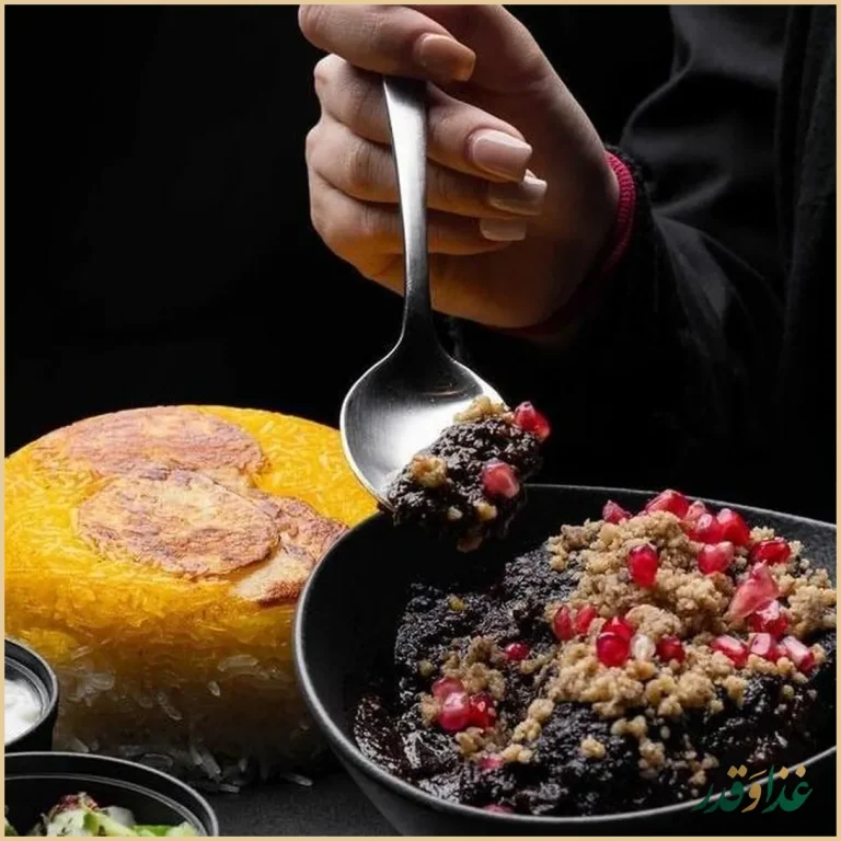 کافه رستوران اسکای لانژ