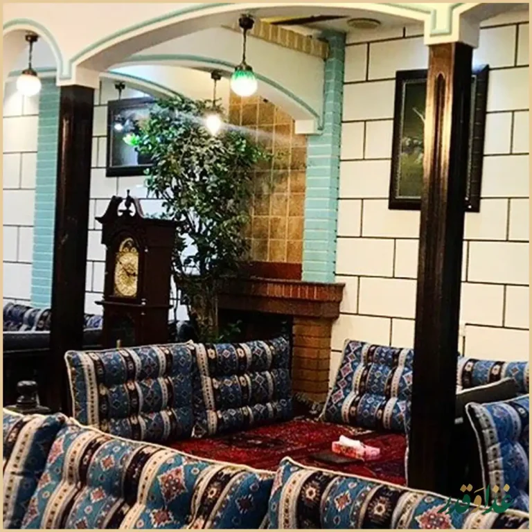 باغچه‌ خانوادگی آبشار