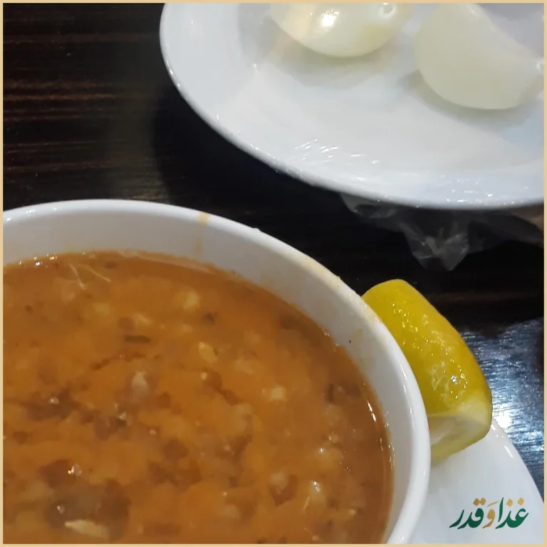 چلو کبابی جوانان