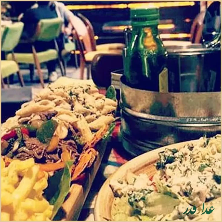 کافه رستوران پلاتو