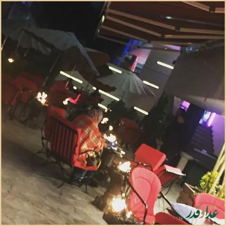 کافه رستوران پلاتو