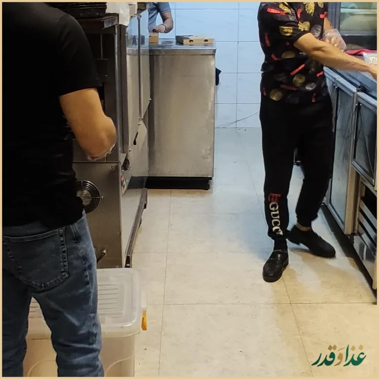 پیتزا سرپیکو