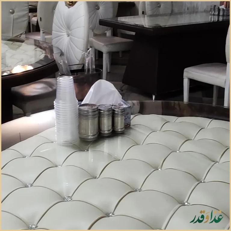 رستوران گل محمدی