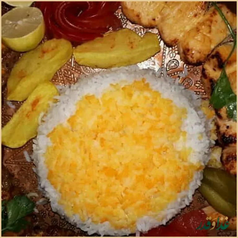 رستوران و سفره خانه کلبه چوبی