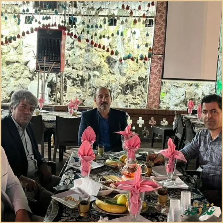 رستوران هودین و هورام