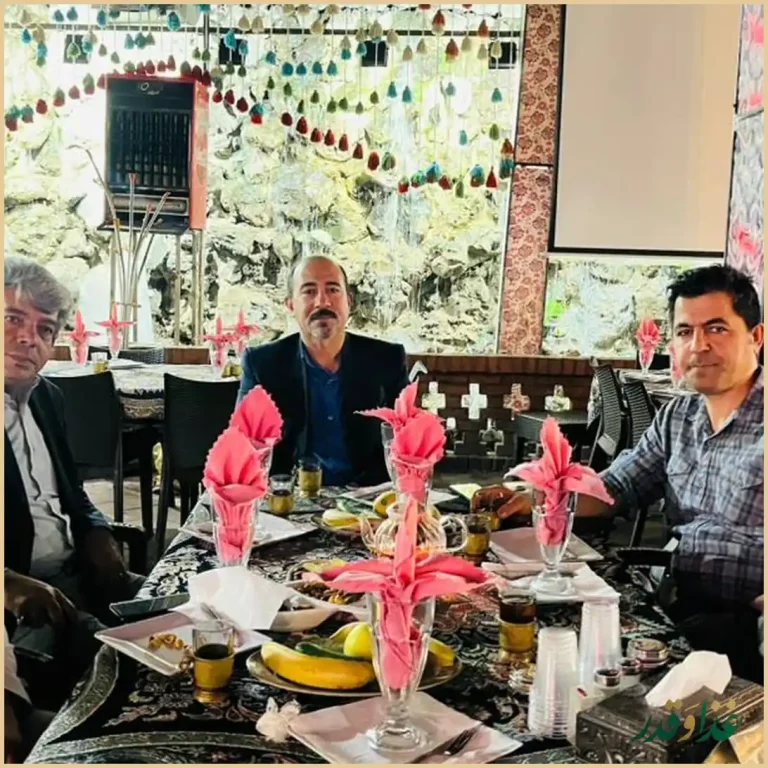 رستوران هودین و هورام