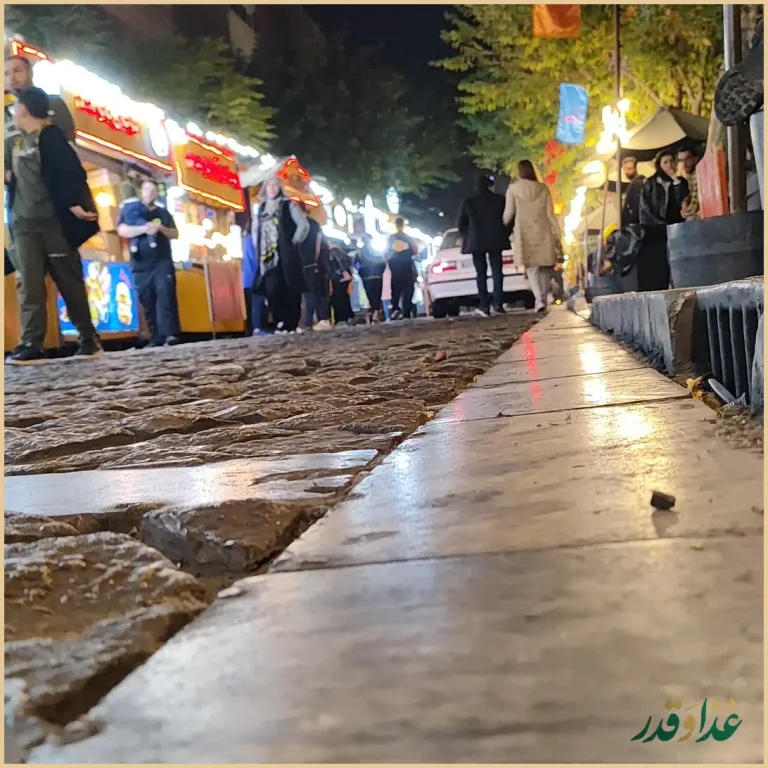 غذاهای خیابانی سی تیر