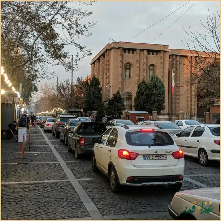 غذاهای خیابانی سی تیر