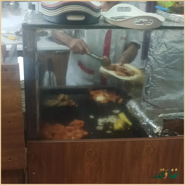 غذاهای خیابانی سی تیر