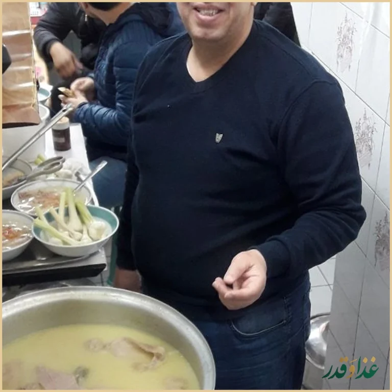 طباخی منوچهر