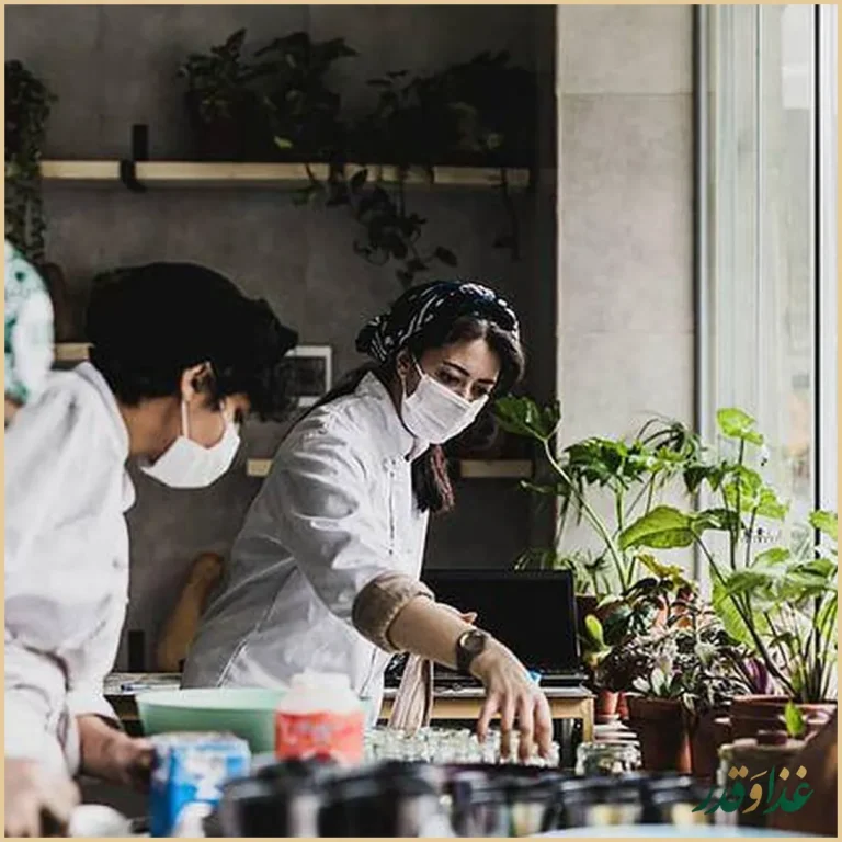 کافه آپ آرت مان