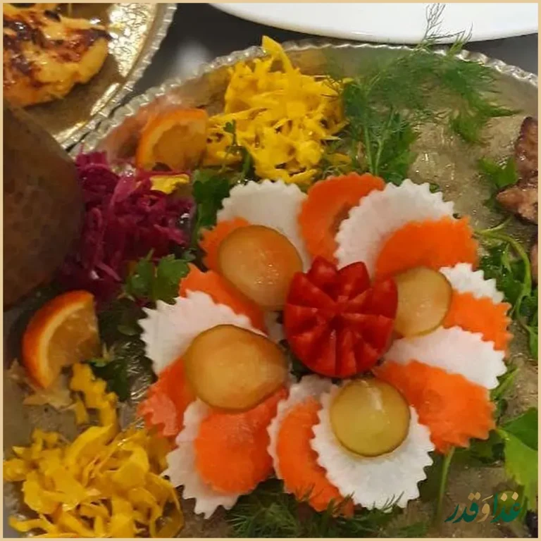 باغ رستوران مهروماه