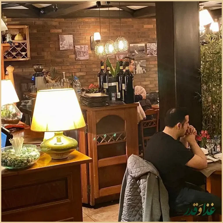 رستوران ایتالیایی بلامونیکا