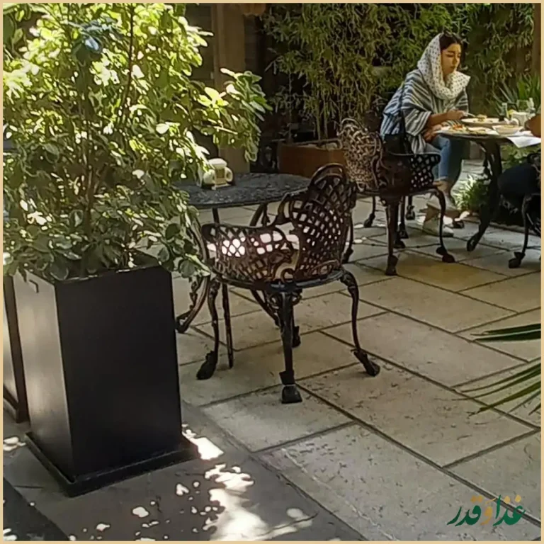 رستوران گیاهی مادولانژ