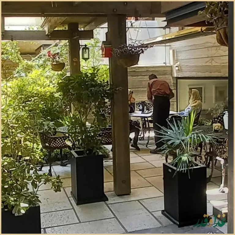 رستوران گیاهی مادولانژ