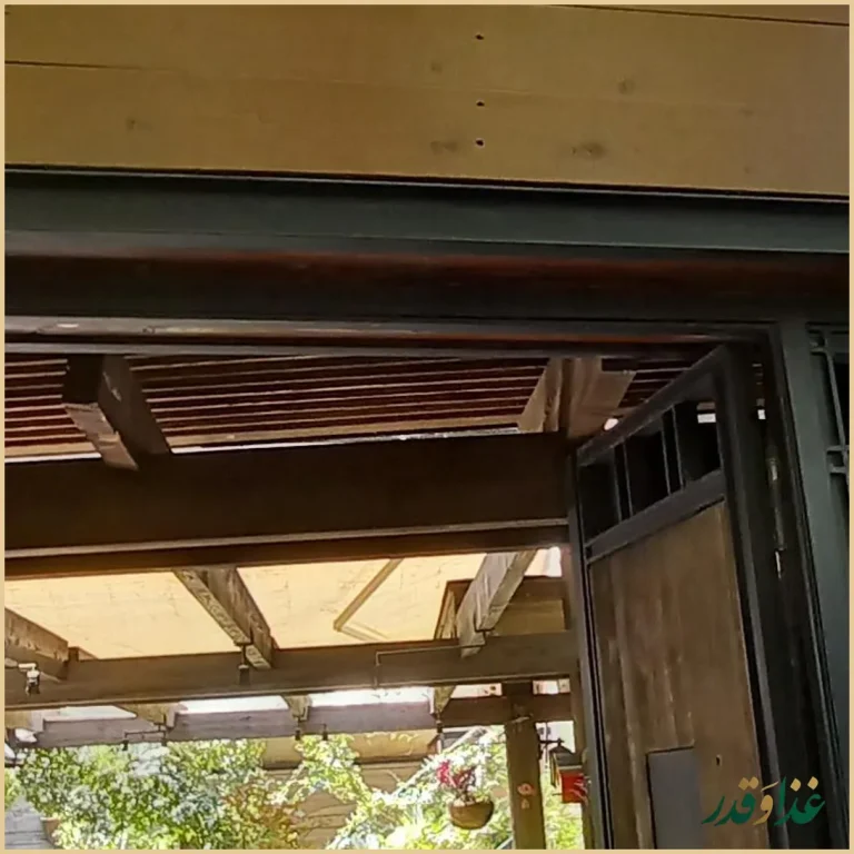 رستوران گیاهی مادولانژ