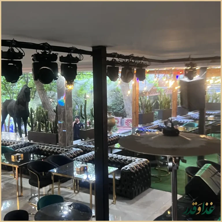 رستوران کوهستان