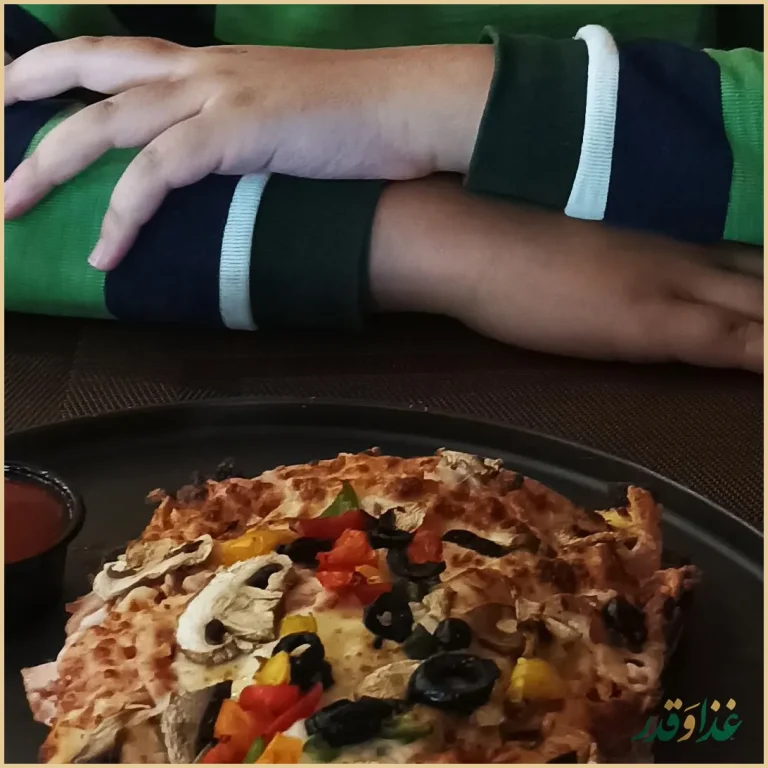 رستوران بین المللی تاک