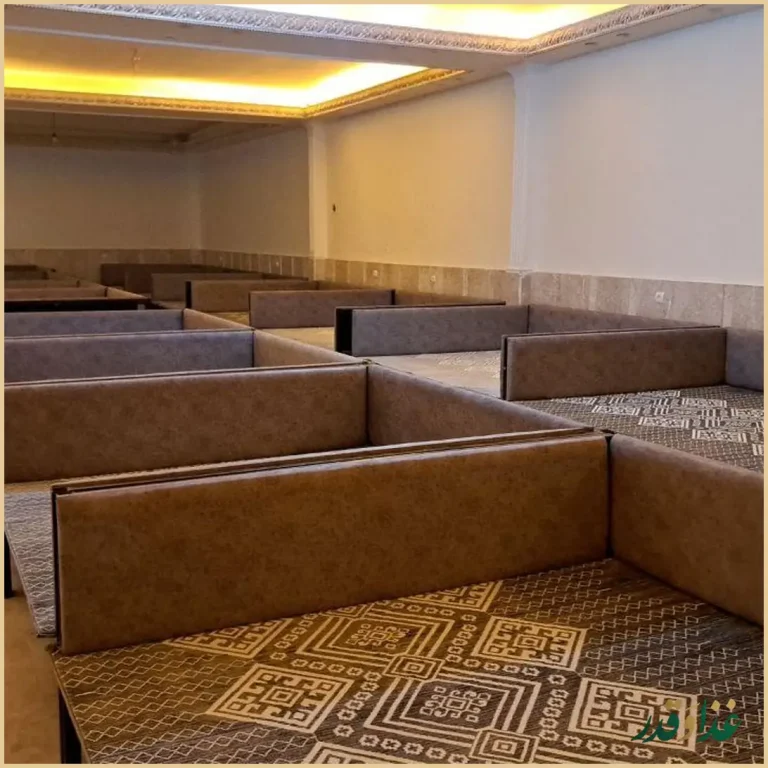 باغ رستوران لاویز