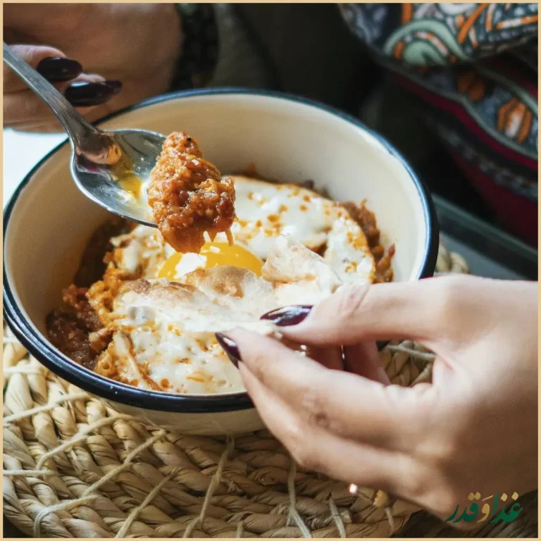 غذاخوری میرزا قاسم خان رشتی