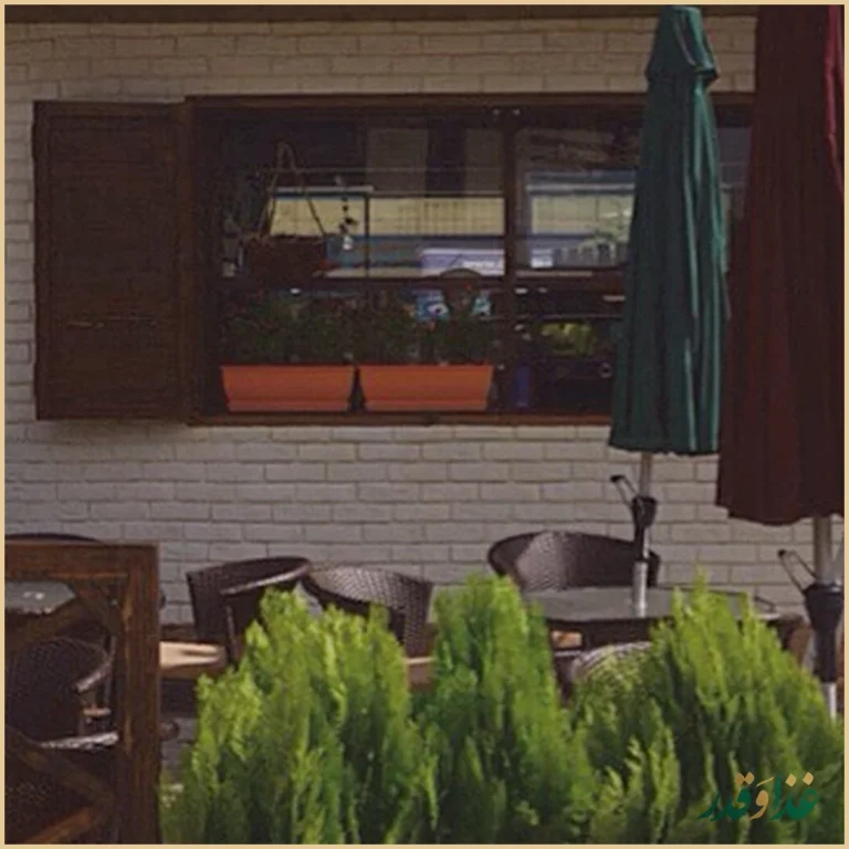 کافه رستوران گدار