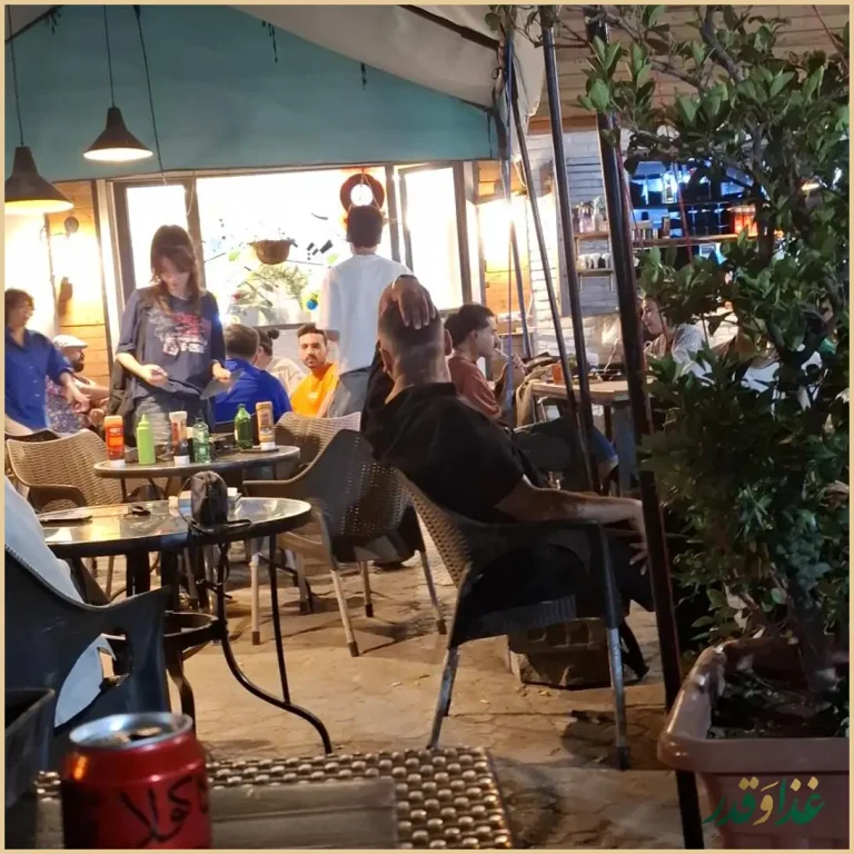 کافه رستوران گدار