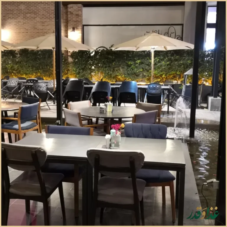 رستوران چراغان