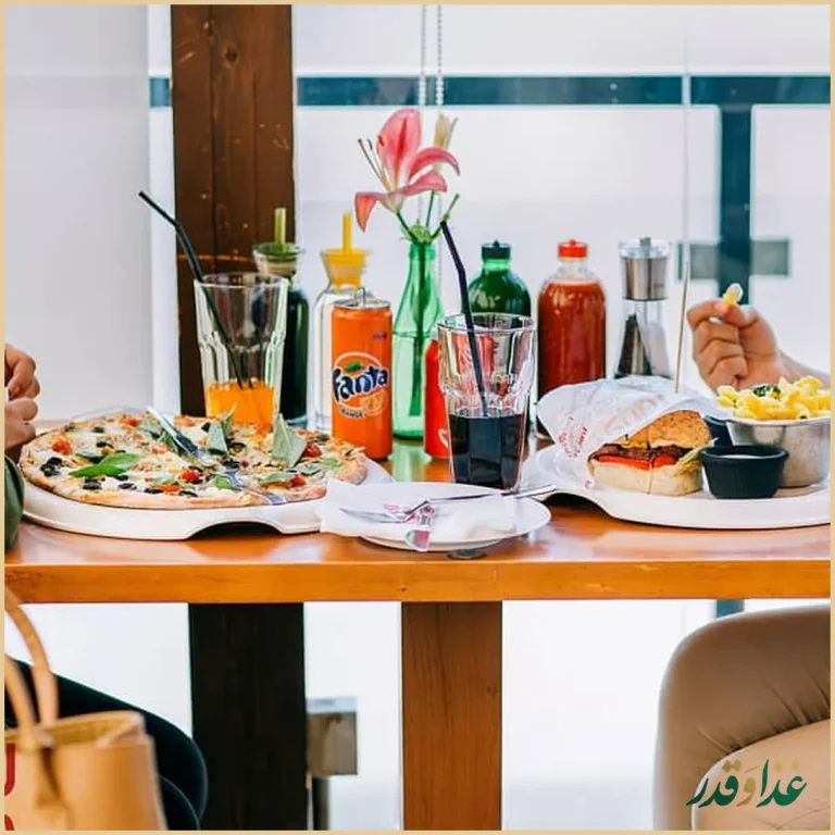 کافه رستوران لوگانو