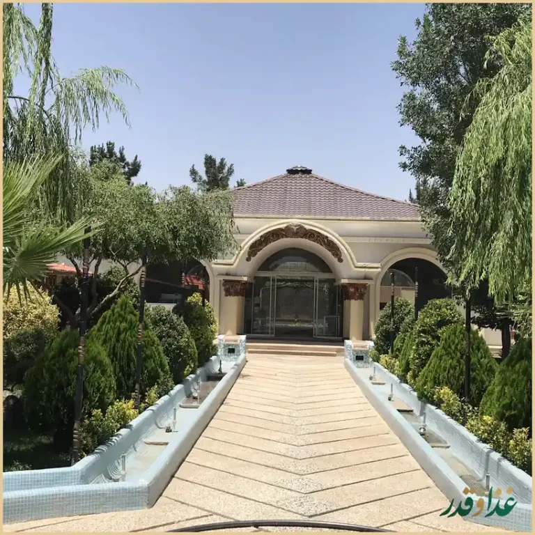 باغ رستوران شب نشین